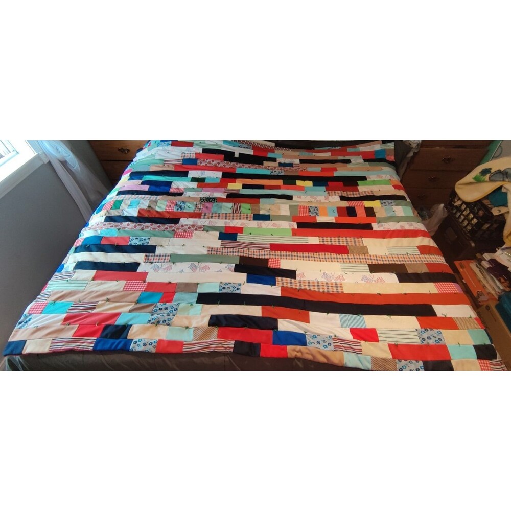 Vtg 78" L x 66" W 1976 Bicentennial Tied Patchwork Quilt Handmade Double Knit